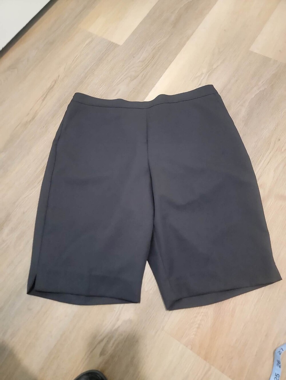 Alfred Dunner Plus Sz 14 Petite Black Dress Bermuda Short 12" Inseam 17.5" Waist